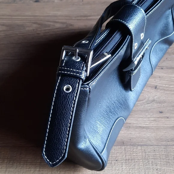 Handbag - Picture 5 of 16